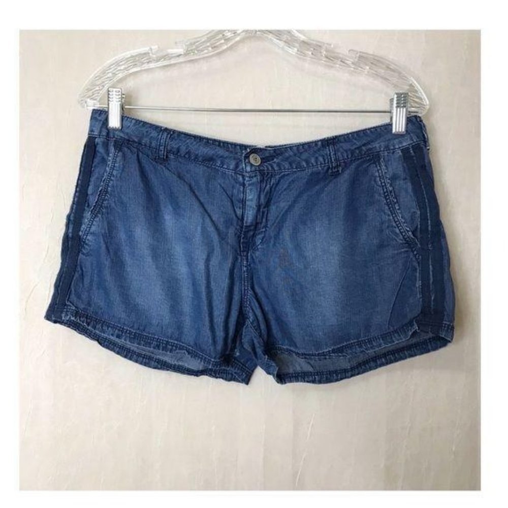 Altar'd State Size 28 Dark Stone Denim Shorts